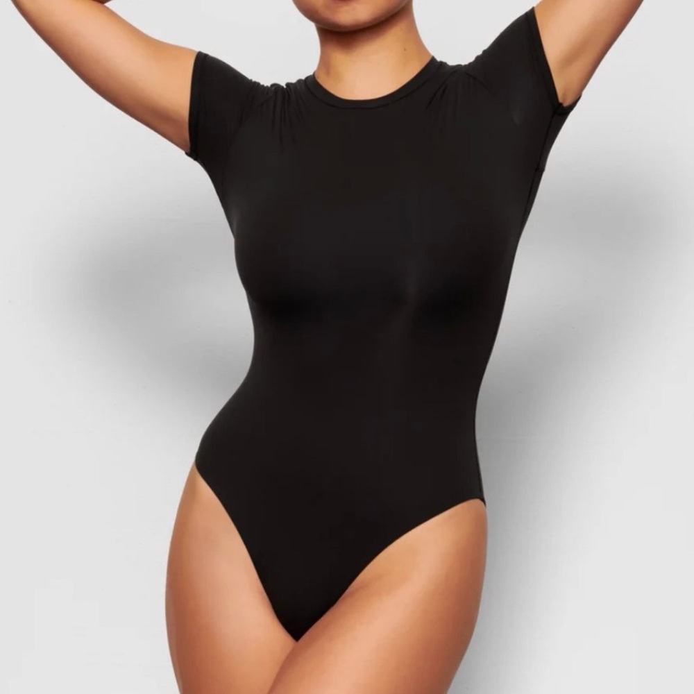 SKIMS Cotton Jersey Black Short Sleeve Bodysuit